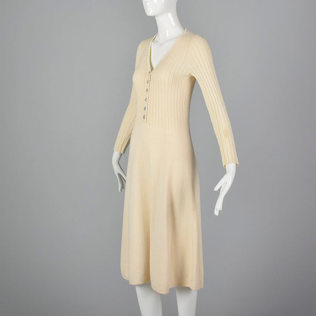 XS-Medium 1980s Cream Sweater Dress