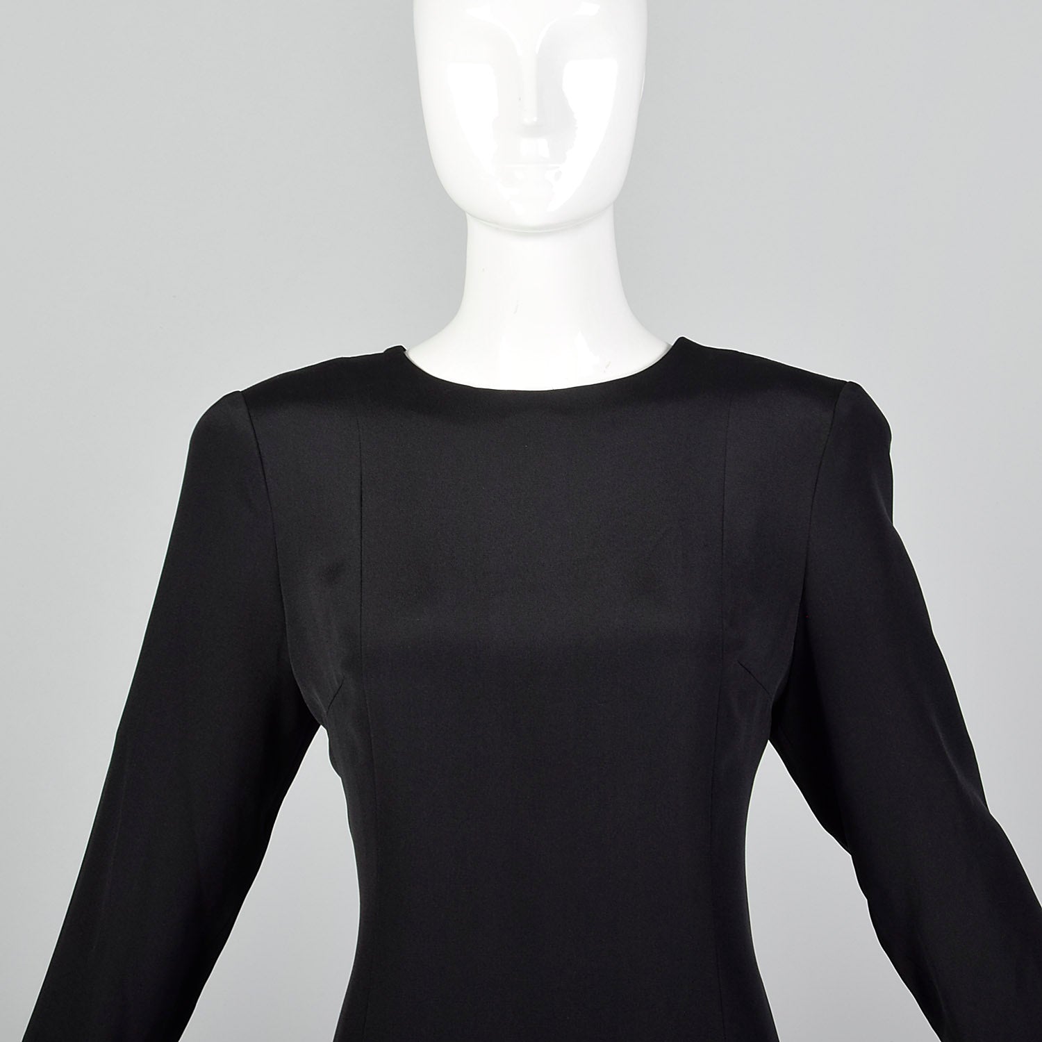 Pauline Trigere Late 1970s / Early 1980s Black Dress