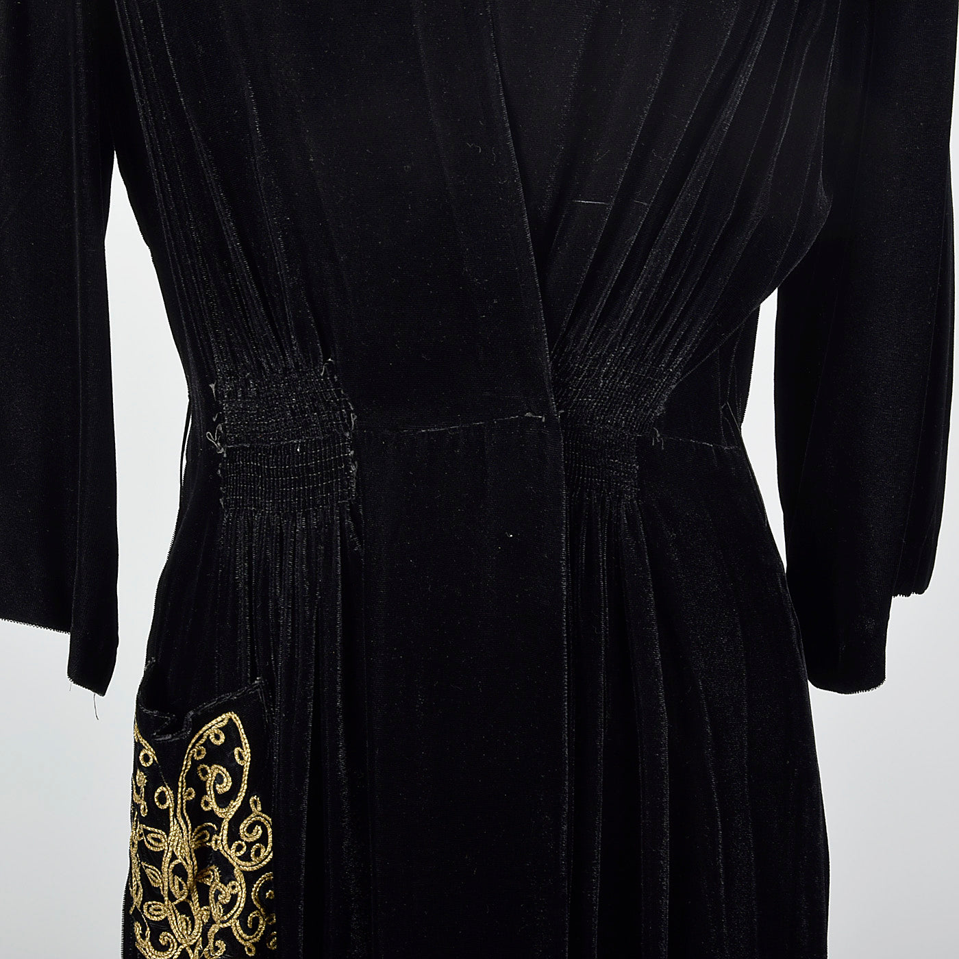 1930s Black Velvet Dressing Gown with Decorative Pocket