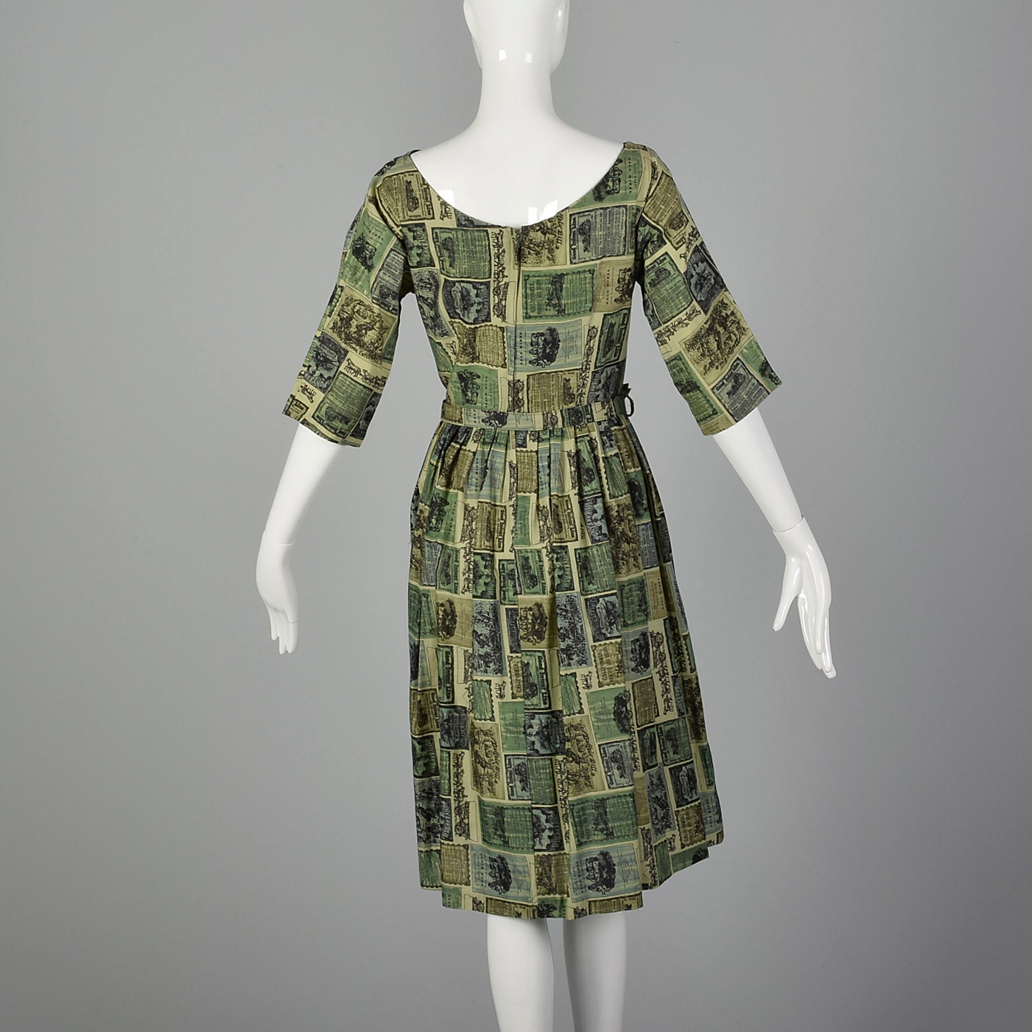 Medium 1950s Green Wild West Novelty Print Day Dress