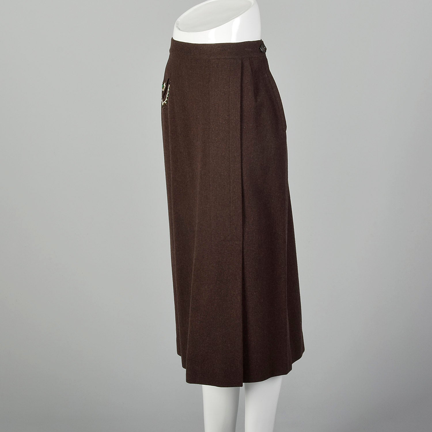 Medium 1950s Brown Wool Skirt With Decorative Beading