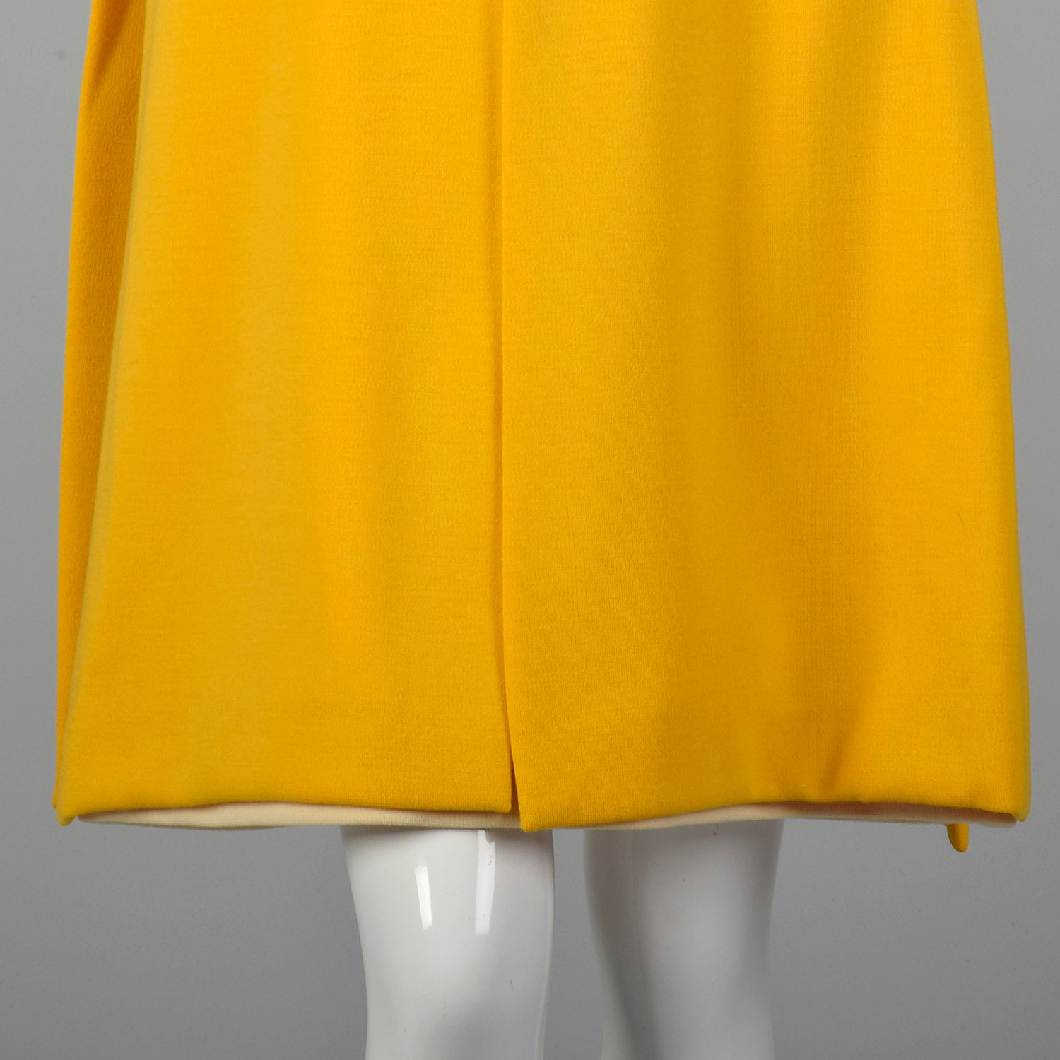 Medium 1960s Yellow Mod Dress