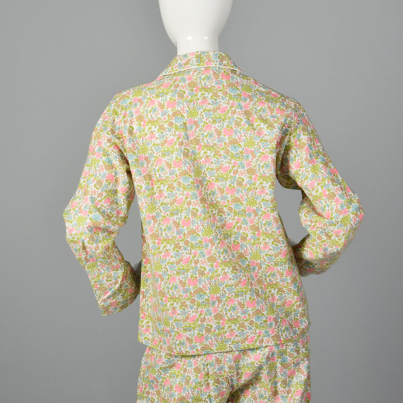 1960s Deadstock Flannel Pajamas in Pink Floral