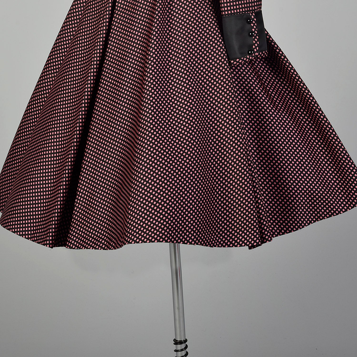 Small-Medium Geoffrey Beene Boutique Pink and Black Patterned Dress