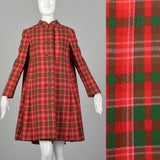Medium Geoffrey Beene 1960s Red and Green Plaid Swing Coat