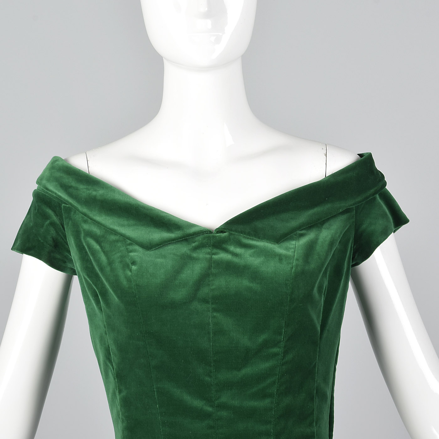 1950s Green Velvet Off Shoulder Party Dress Style & Salvage 1950s Green Velvet Off Shoulder Party Dress Style & Salvage