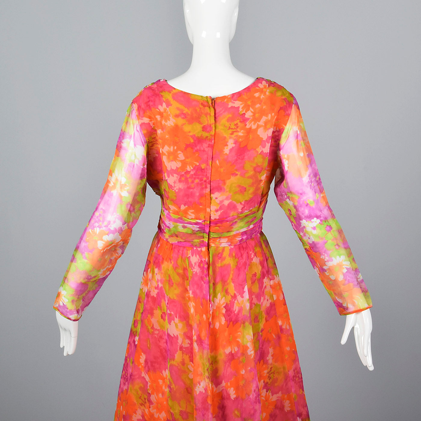 1970s Pink Floral Long Sleeve Maxi Dress
