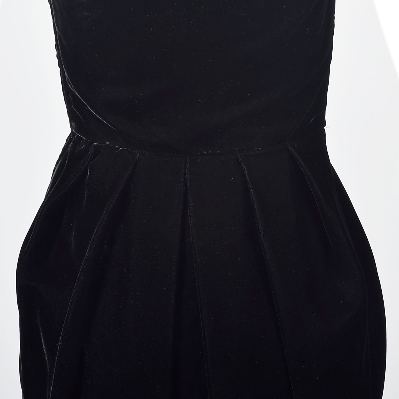 Timeless Lanvin Black Velvet Strapless Dress with Ivory Petal Bust
