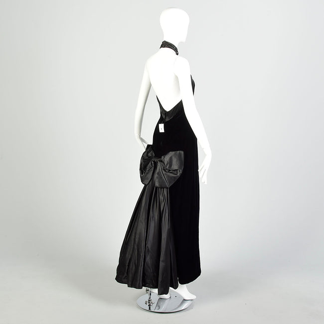 Small 1980s Black Velvet Mermaid Train Backless Formal Evening Gown Prom Dress