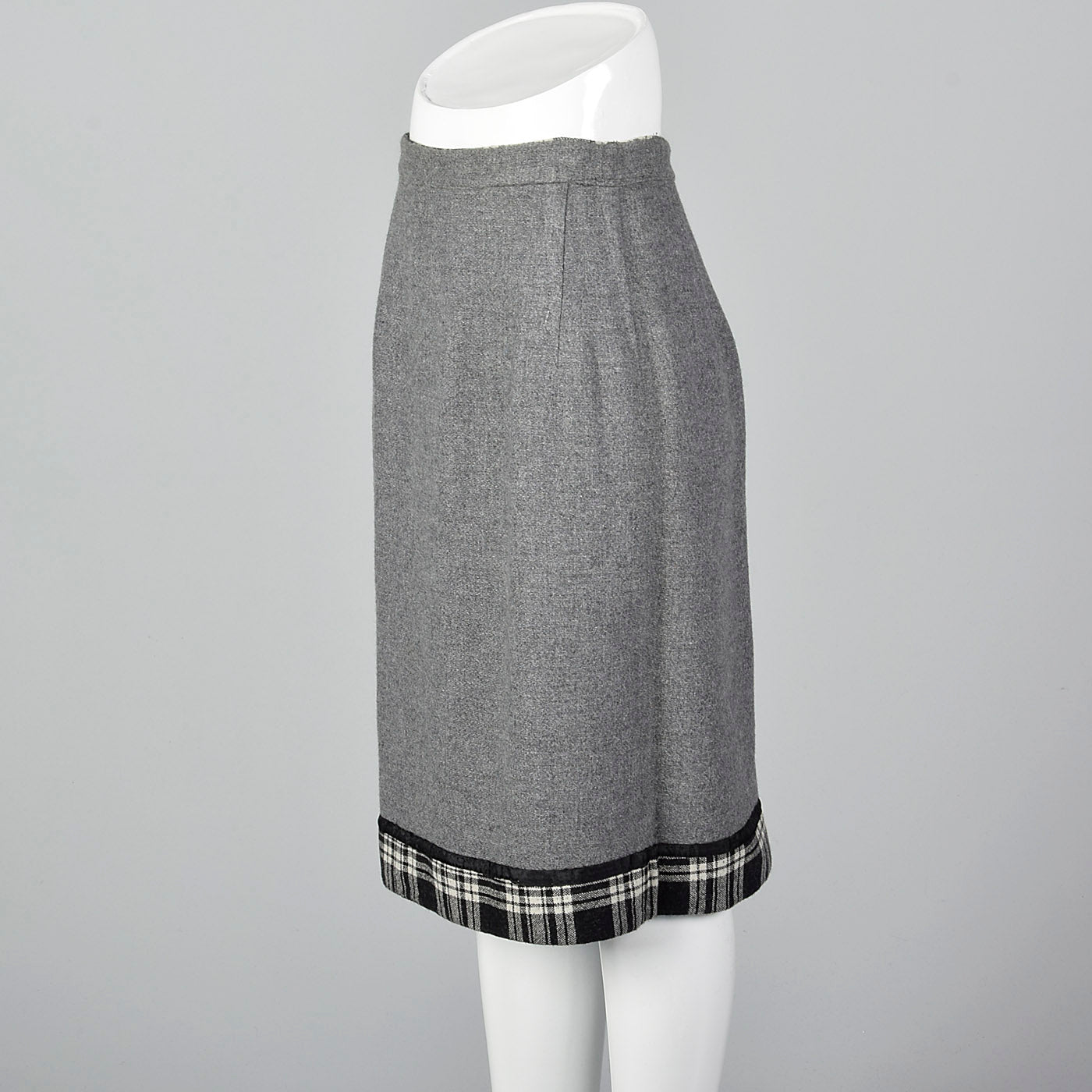 1950s Reversible Pencil Skirt in Gray and Black Plaid