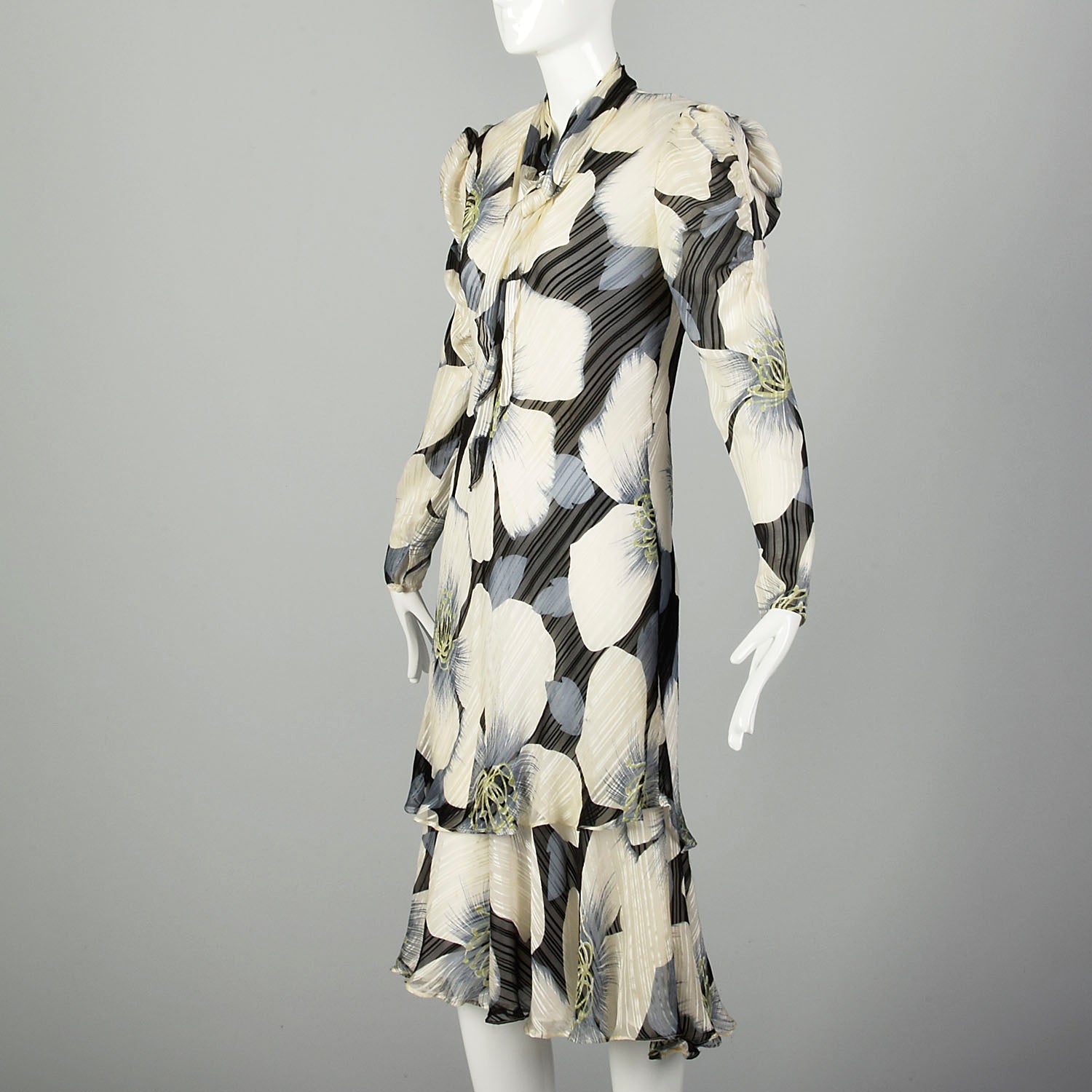 Medium 1980s Floral Print Dress Bias Cut Long Sleeve