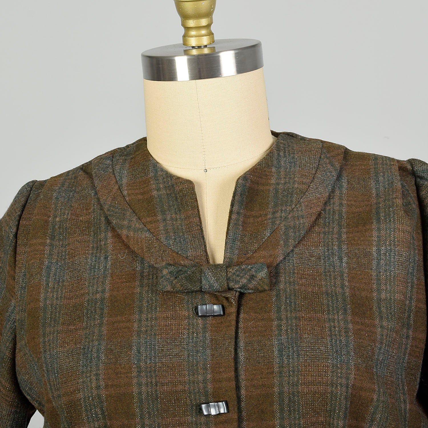 XL-XXL 1950s Wool Button-up Dress Green and Brown Plaid Button-up