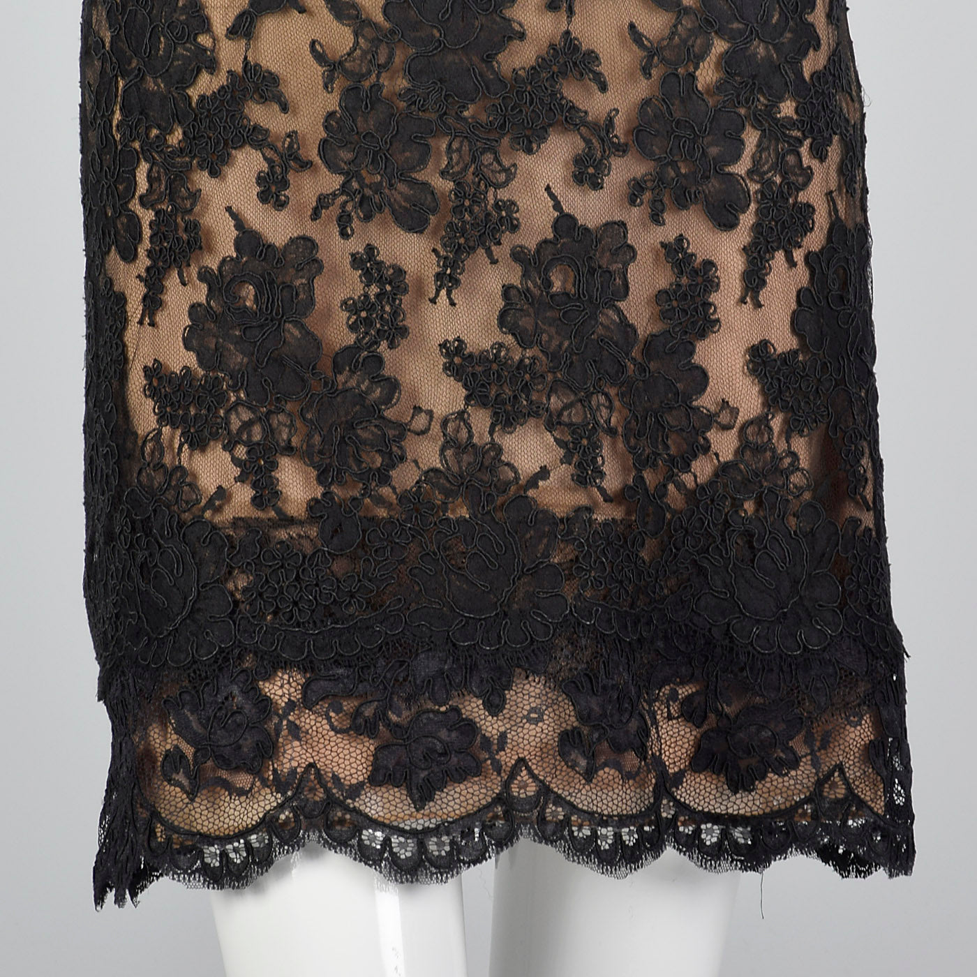 1990s Classic Oscar De La Renta Black Lace Dress