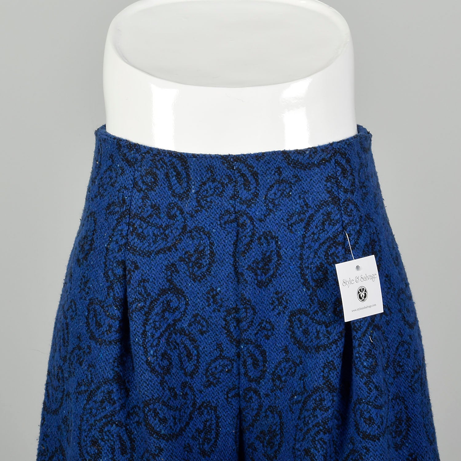 Small 1970s Blue Gaucho Pants Black Paisley Pleated Cropped Wide Leg