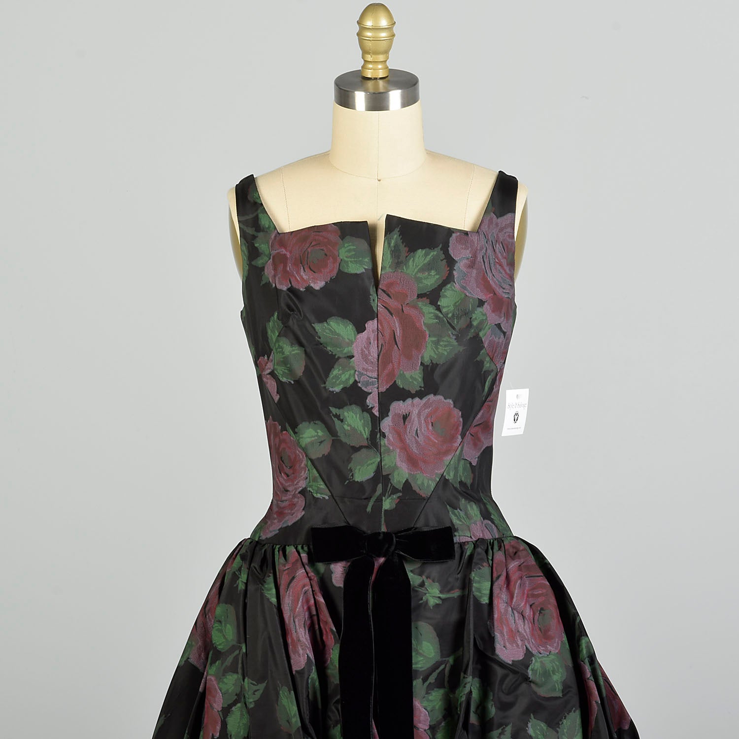 Small 1950s Novelty Rose Print Peplum Cocktail Dress Bubble Hem Prom Dress
