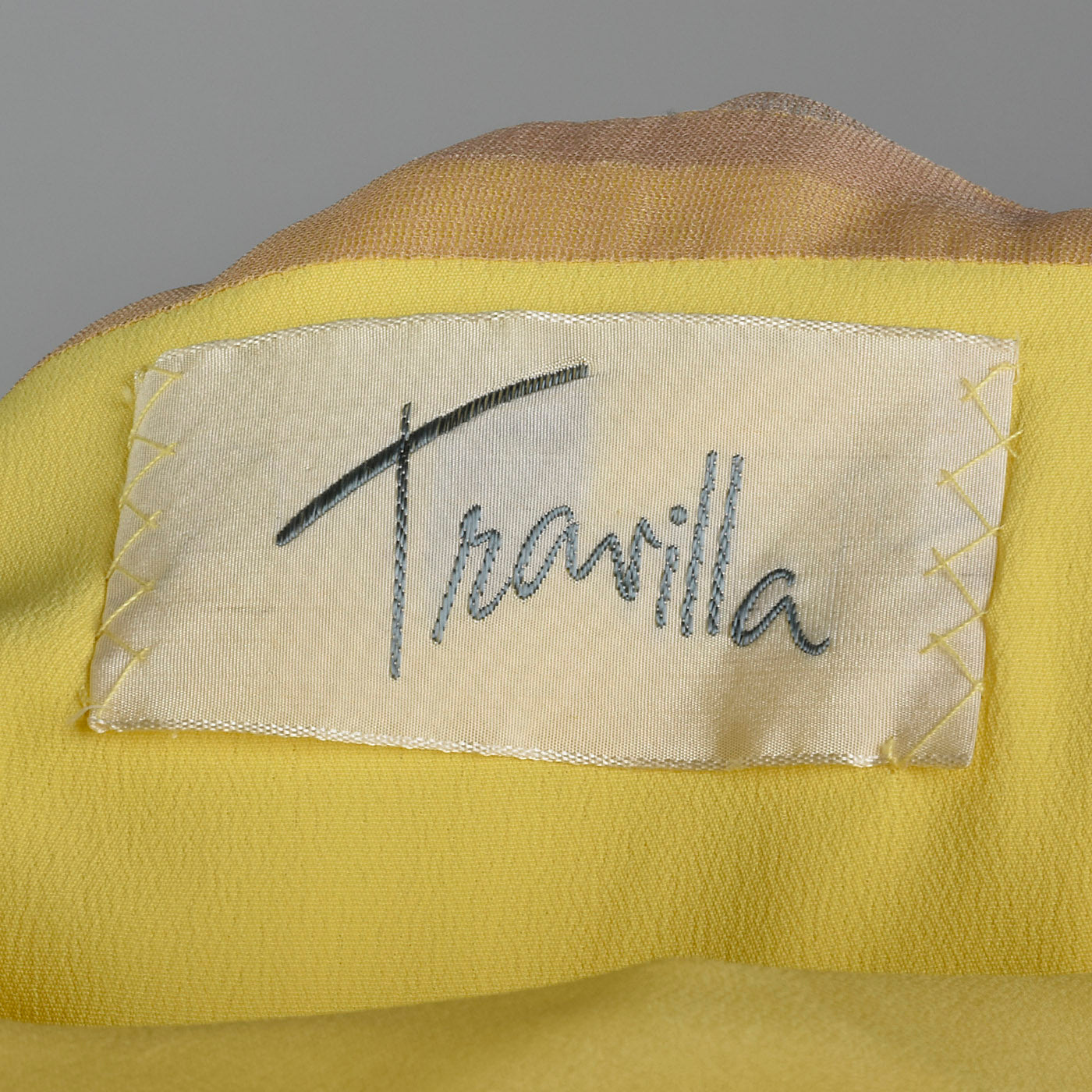 Elegant 1970s Travilla Yellow Silk Chiffon Dress