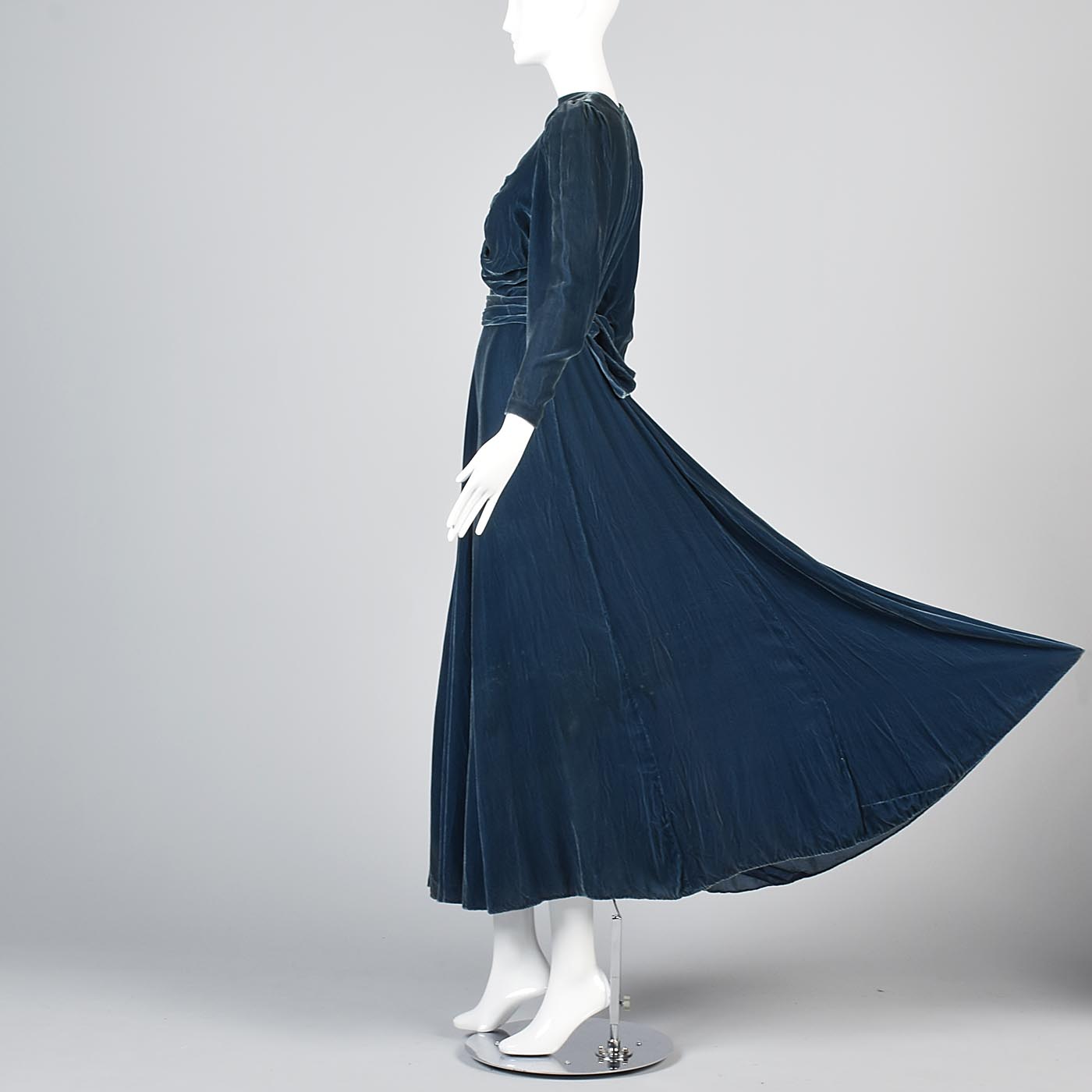 1930s Blue Velvet Gown with Gathered Bodice