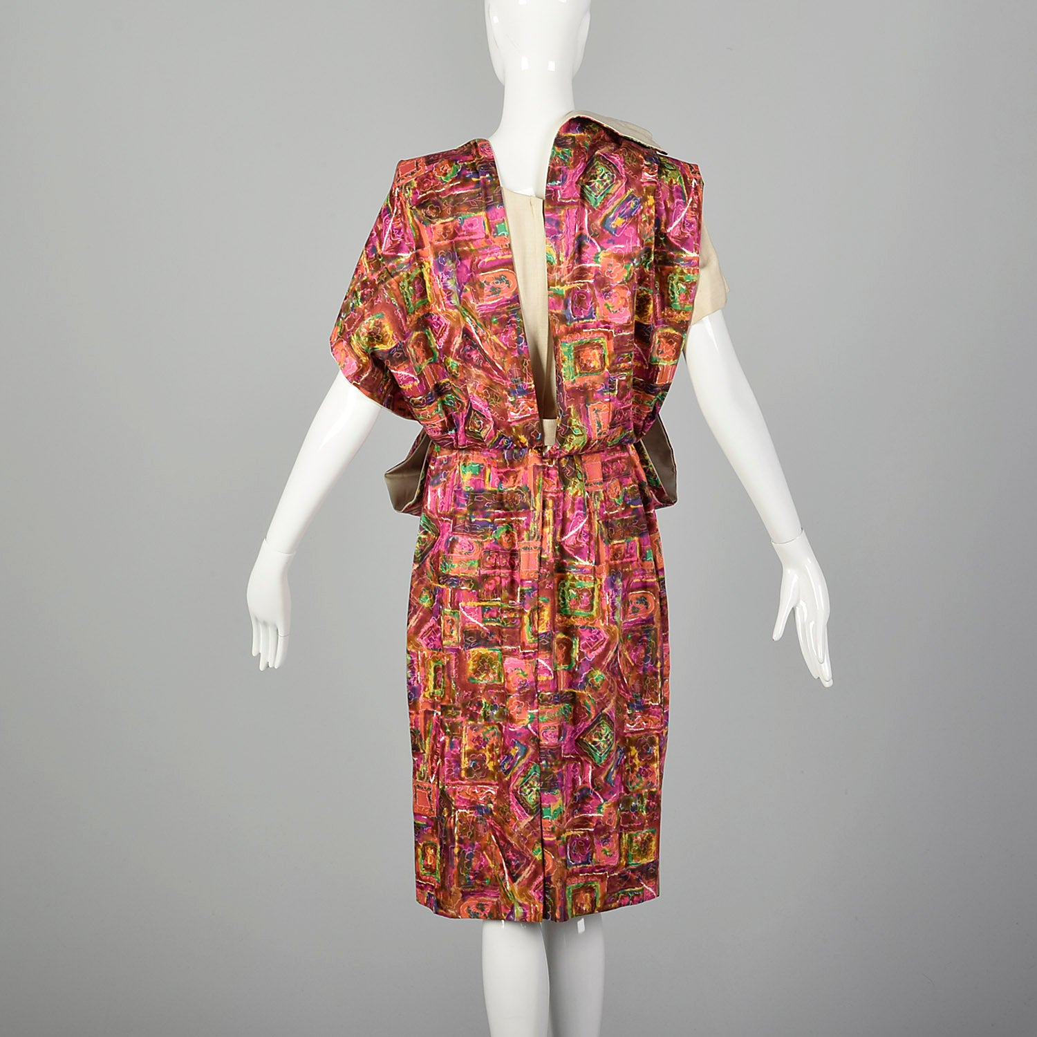 Medium 1960s Tan Cotton Dress