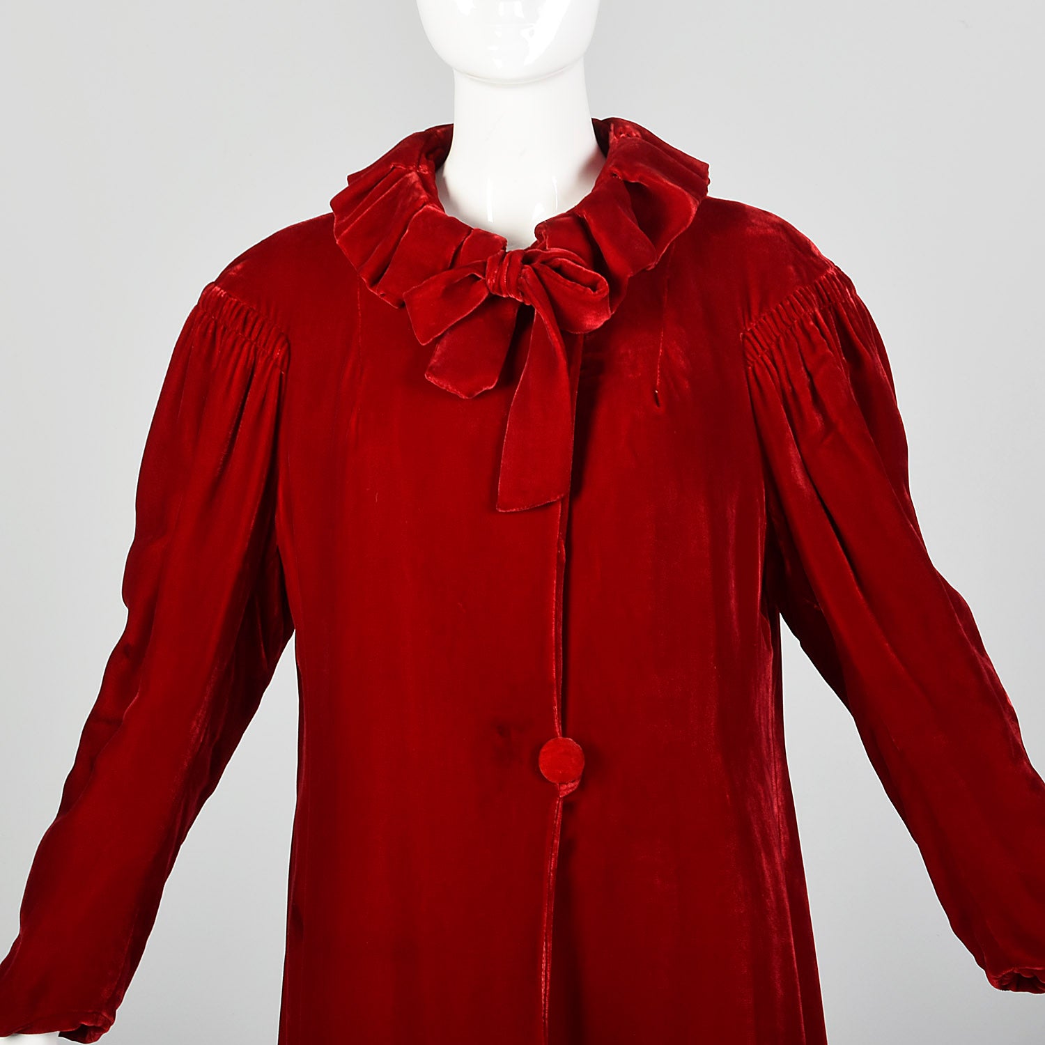 Small 1940s Red Silk Velvet Coat