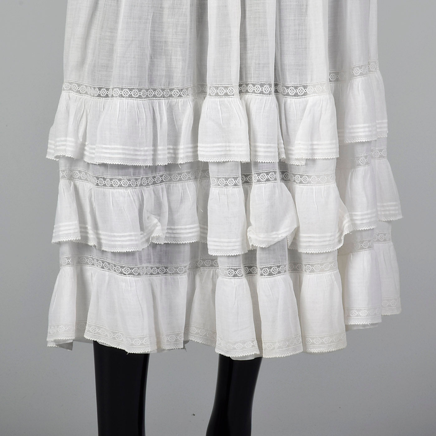 1970s White Maxi Skirt Costume Petticoat