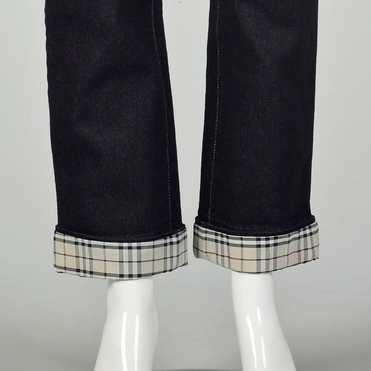 Medium Burberry Jeans Dark Wash Straight Leg Plaid Cuffs