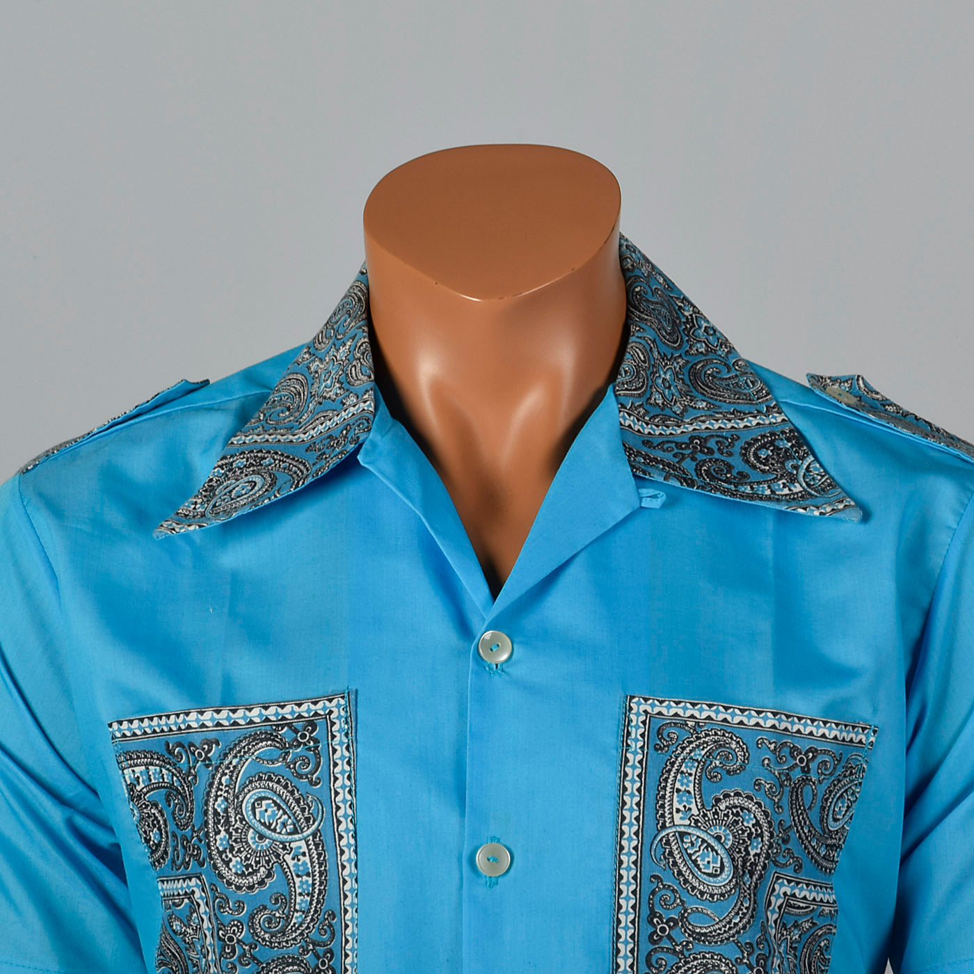 Deadstock 1950s Mens Cabana Set, Loop Collar Shirt & Matching Shorts