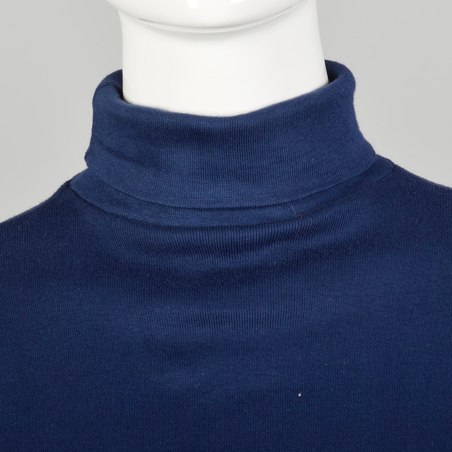 XS 1960s Deadstock Navy Blue Lightweight Long Sleeve Turtleneck Shirt