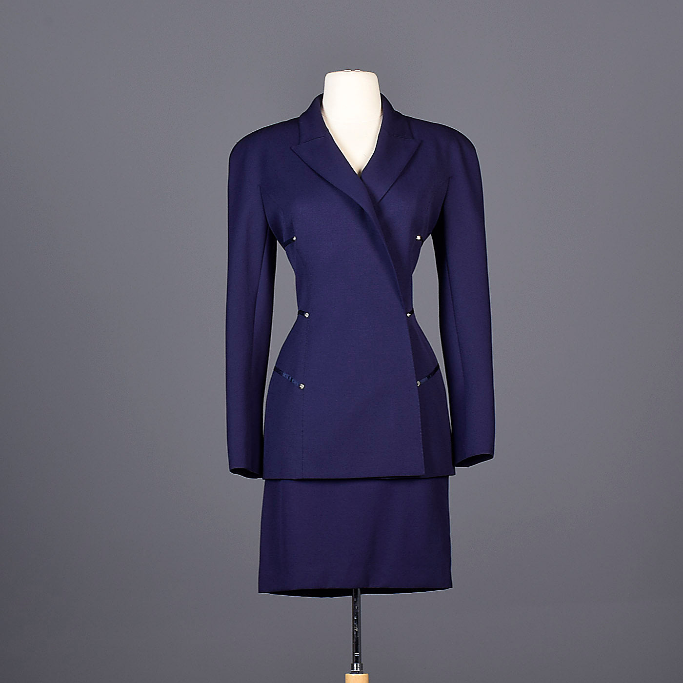 1980s Claude Montana Femme Fatale Hourglass Skirt Suit in Navy Blue