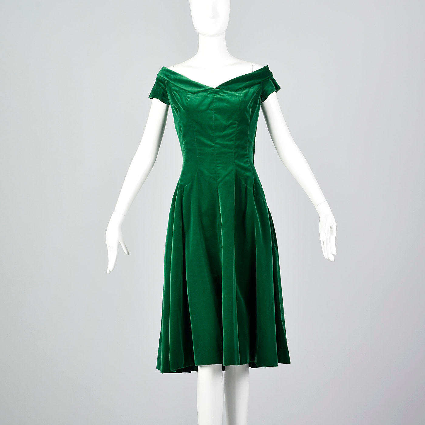 1950s Green Velvet Off Shoulder Party Dress