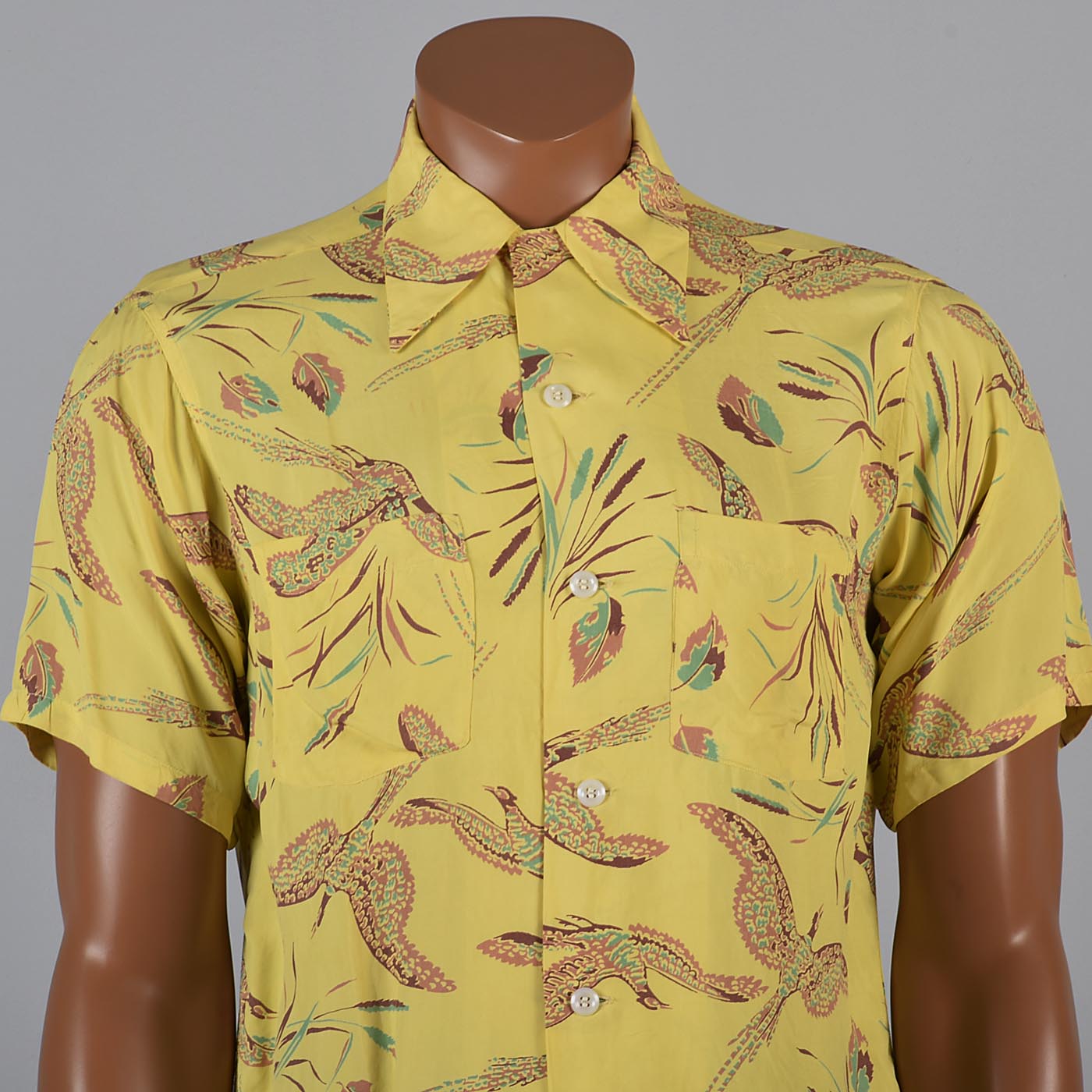 1950s Men's Novelty Print Pheasant Shirt with Pheasants