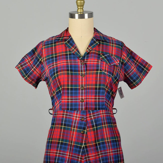 XL 1950s Red Plaid Day Dress Short Sleeve Collared Summer Shirtwaist