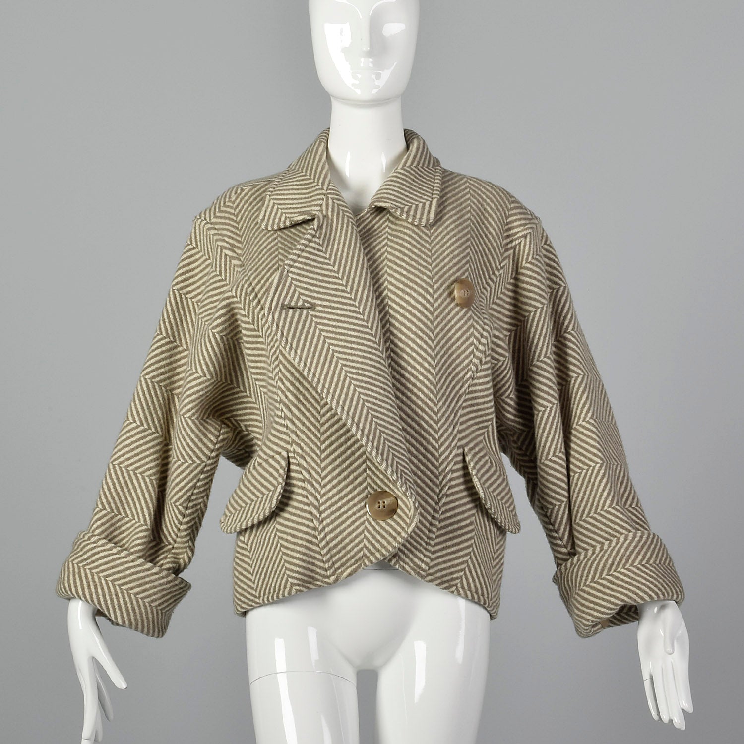 Large Mondi 1980s Batwing Coat