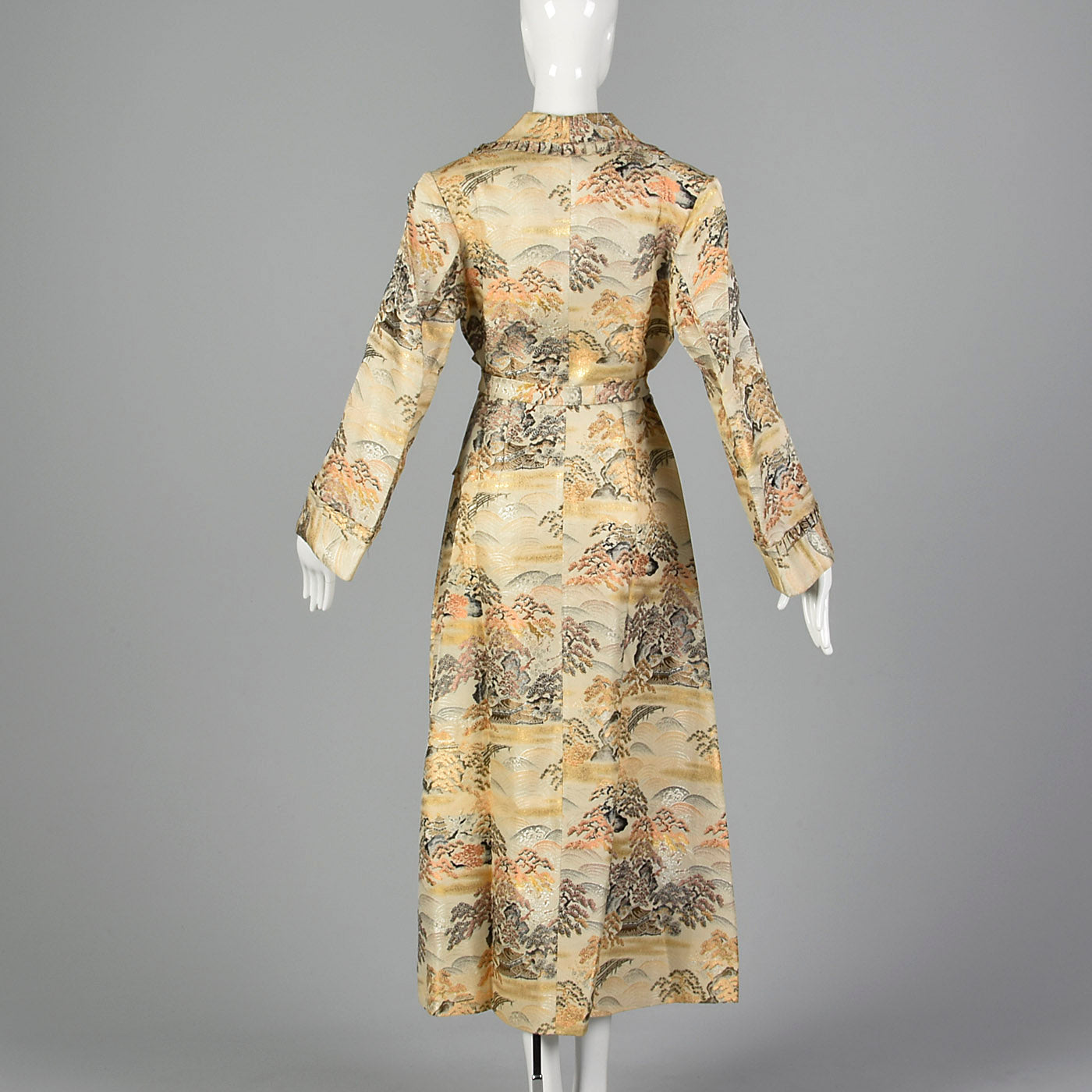 1950s Metallic Brocade Robe in Landscape Motif