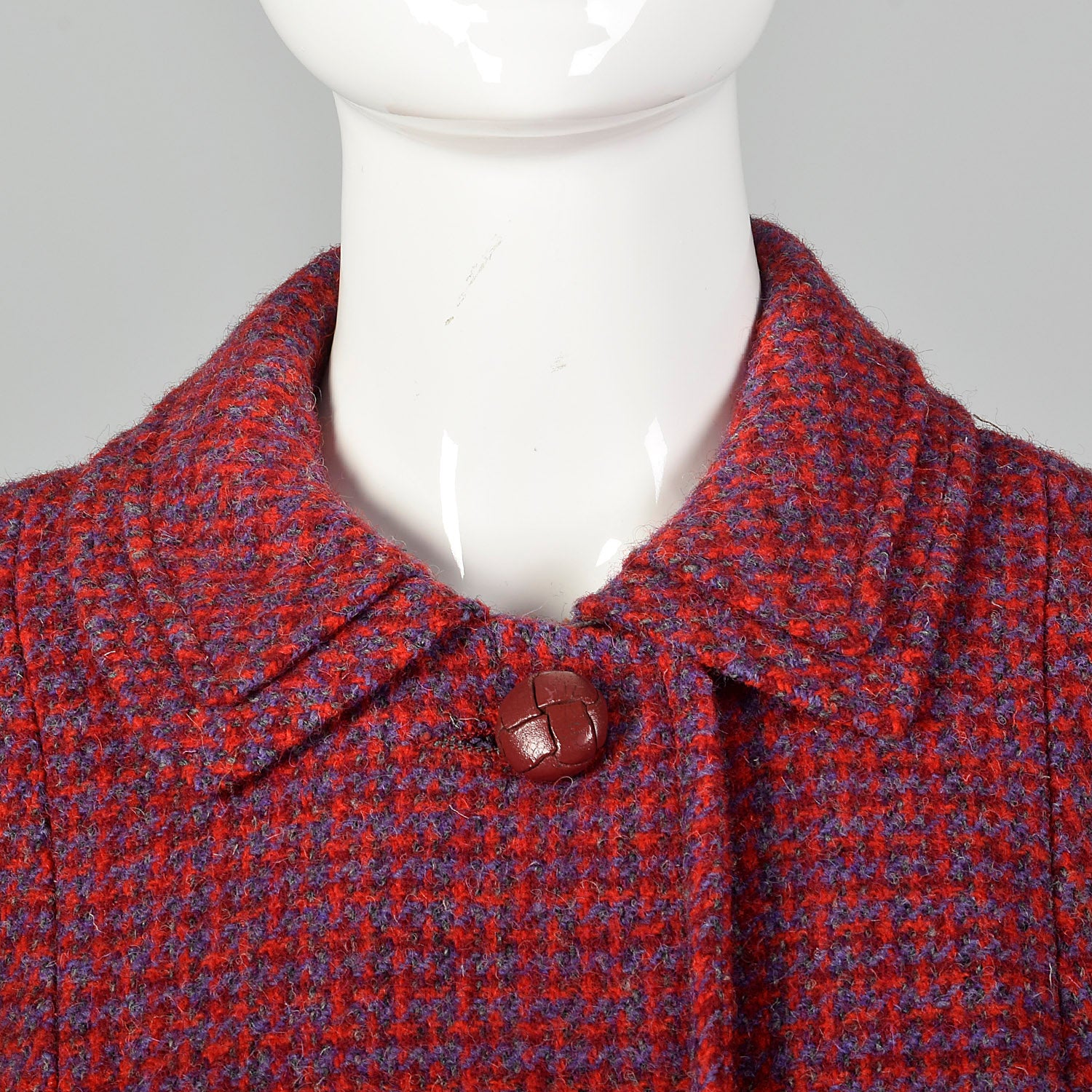 Medium 1960s Red and Blue Scottish Wool Tweed Coat