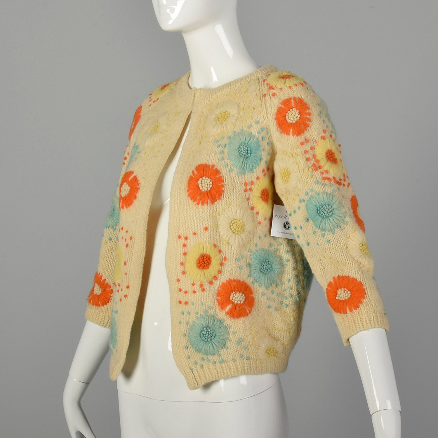 Small 1960s Boho Cardigan Cream Sweater with Multi-Color Floral Embroidery
