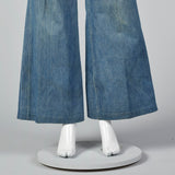 1970s Bell Bottom Jeans with Front Pockets