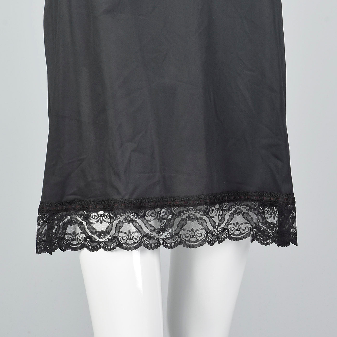 1950s Black Full Slip with Shaped Cups and Lace Bodice