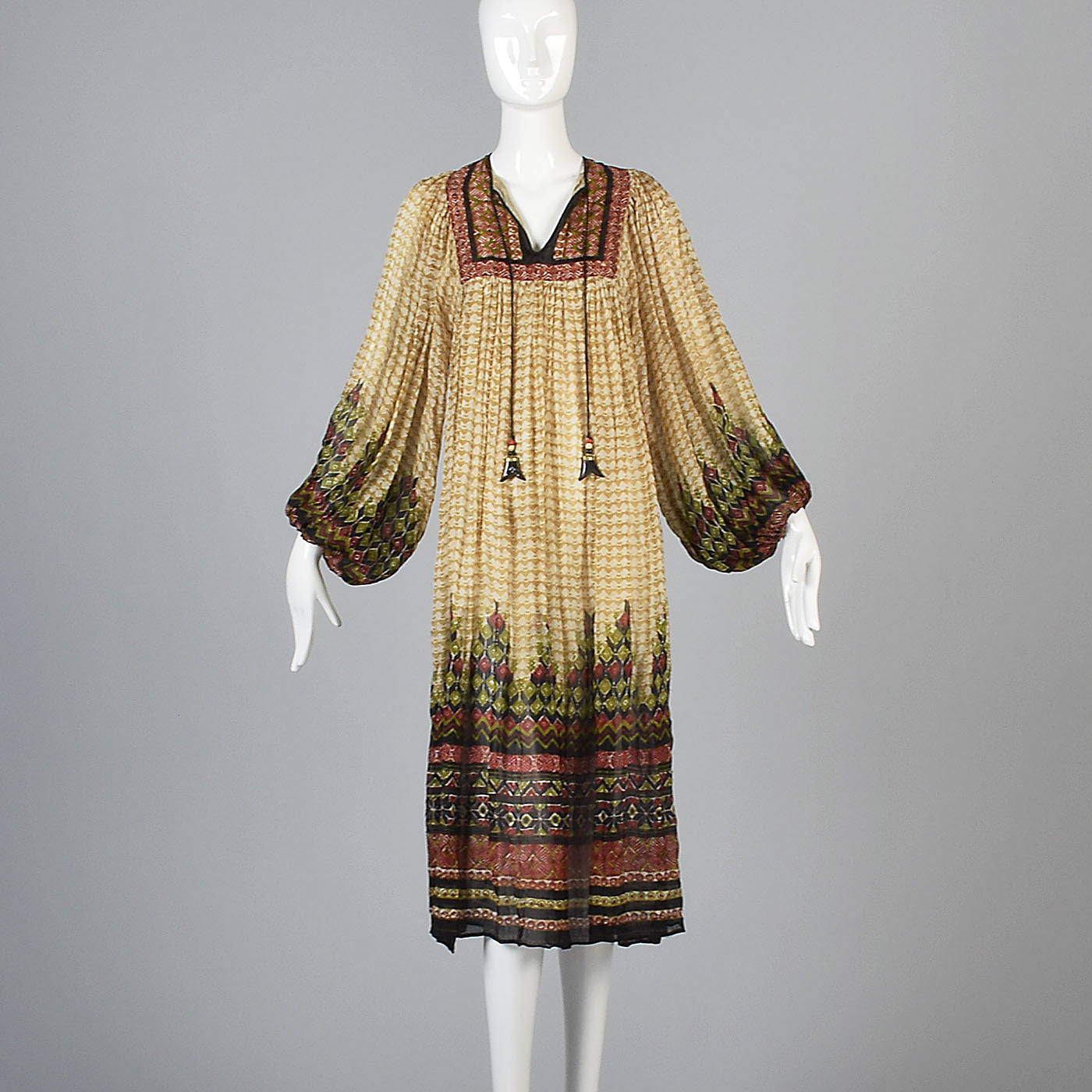 Ritu Kumar Judith Ann Loose Silk Dress Printed in India Style & Salvage Ritu Kumar Judith Ann Loose Silk Dress Printed in India Style & Salvage