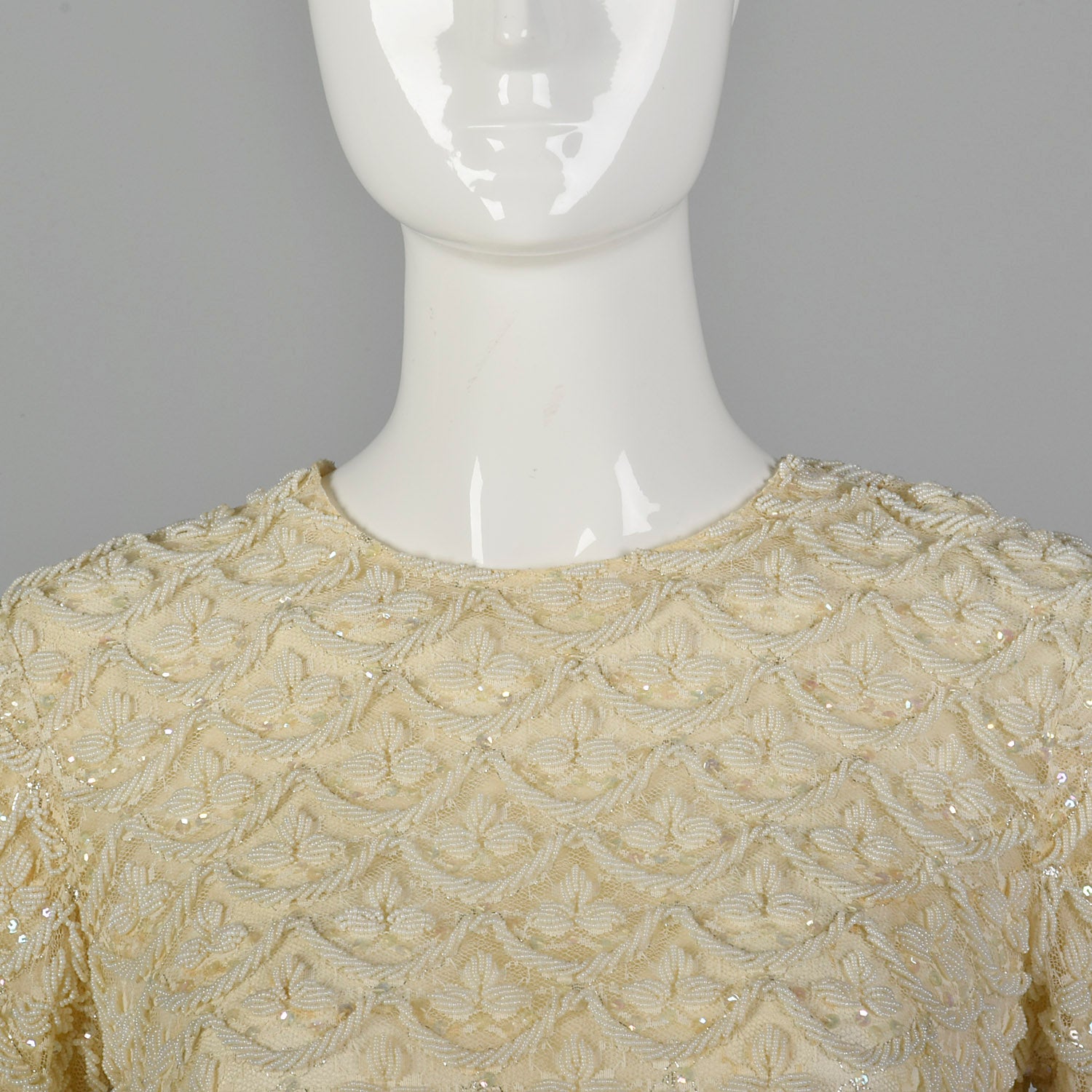 XXS 1960s Ivory Beaded Blouse