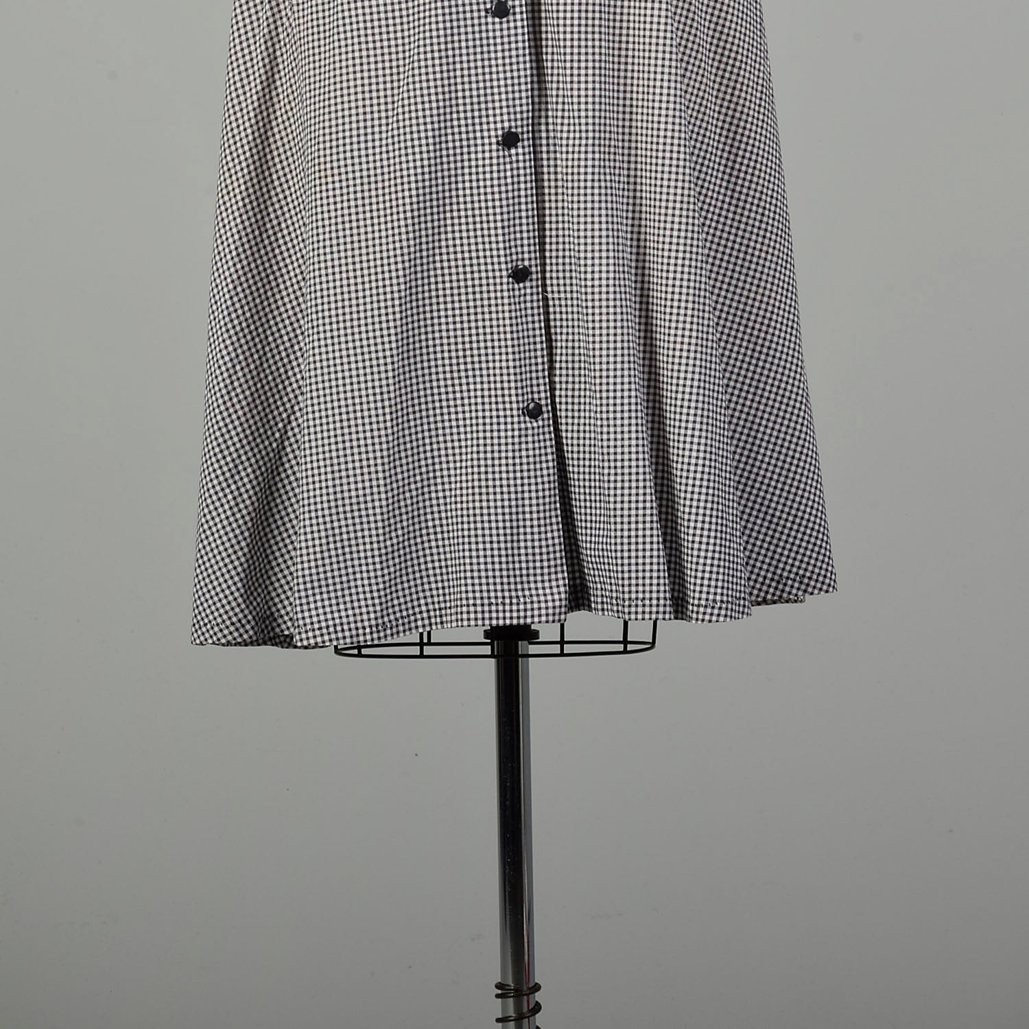 Large 1950s Blue & White Checked Fit & Flare Short Sleeve Lightweight Cotton Day Dress