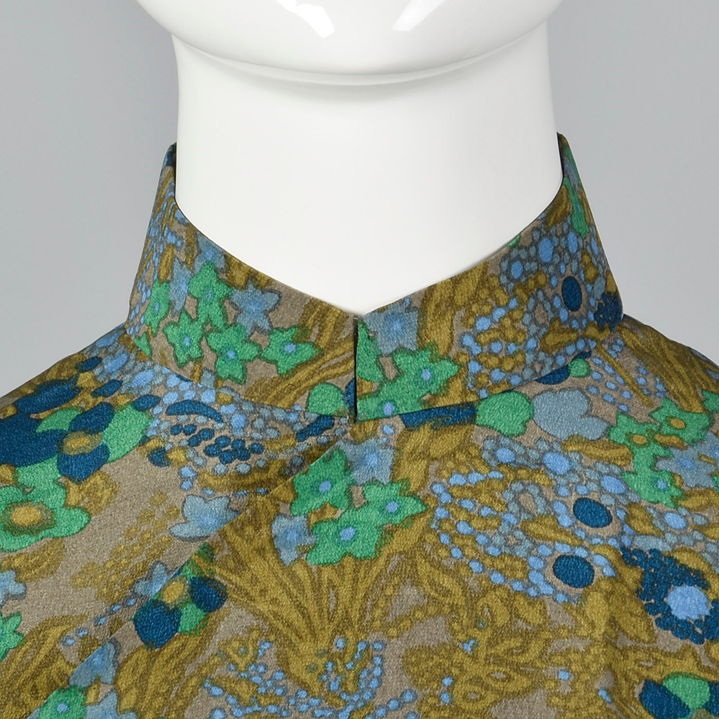 1960s Green and Blue Floral Dress with Mandarin Collar