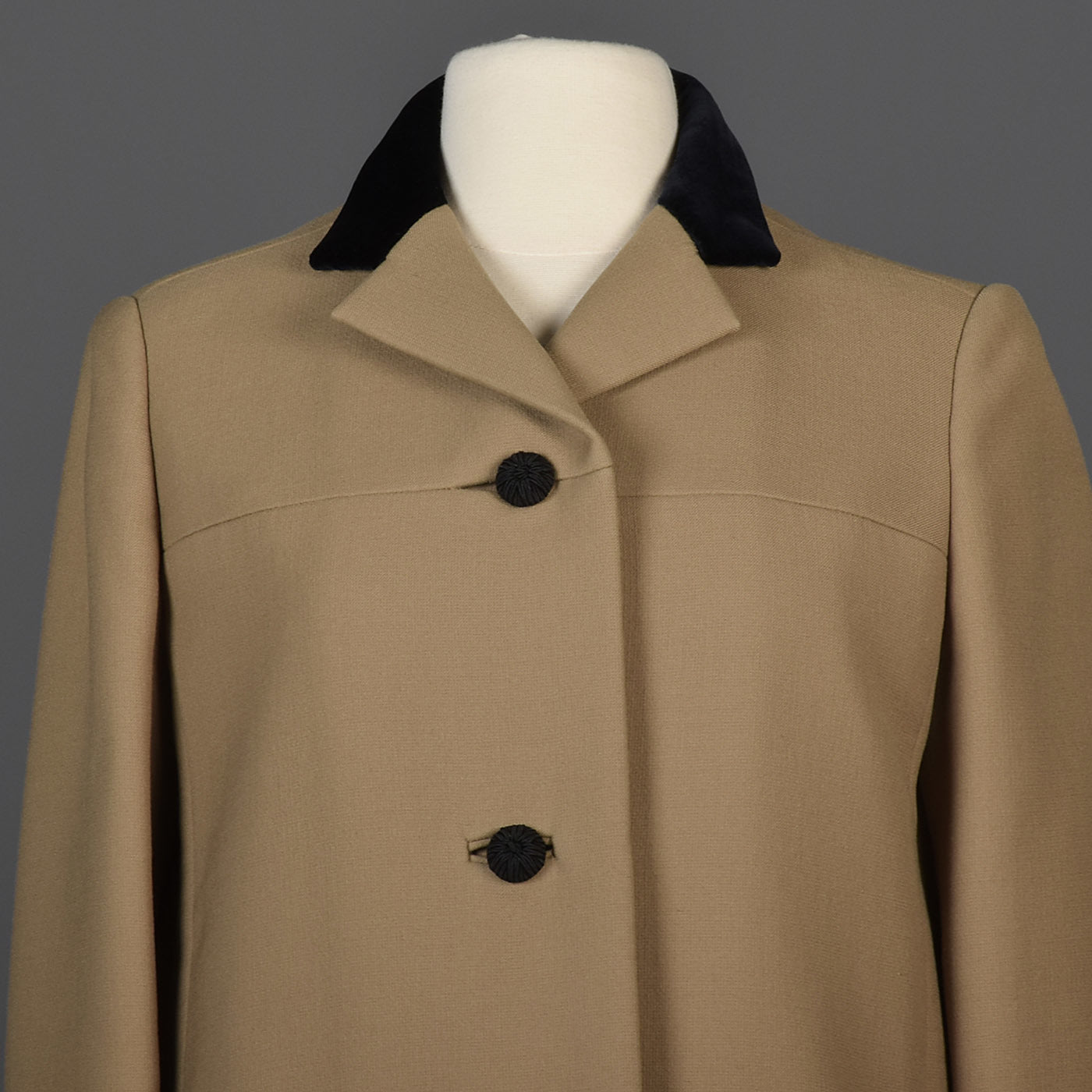 Classic George Halley Winter Coat with Velvet Collar