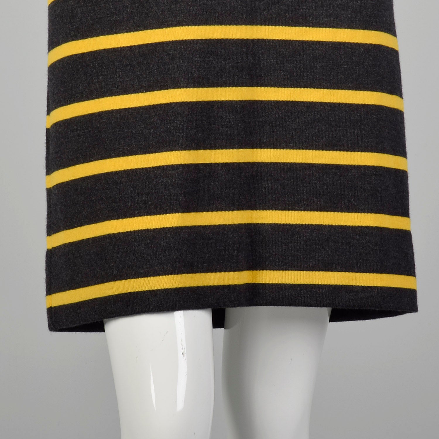 Small 1960s Goldworm Mod Striped Dress Long Sleeve Gray Yellow Knit