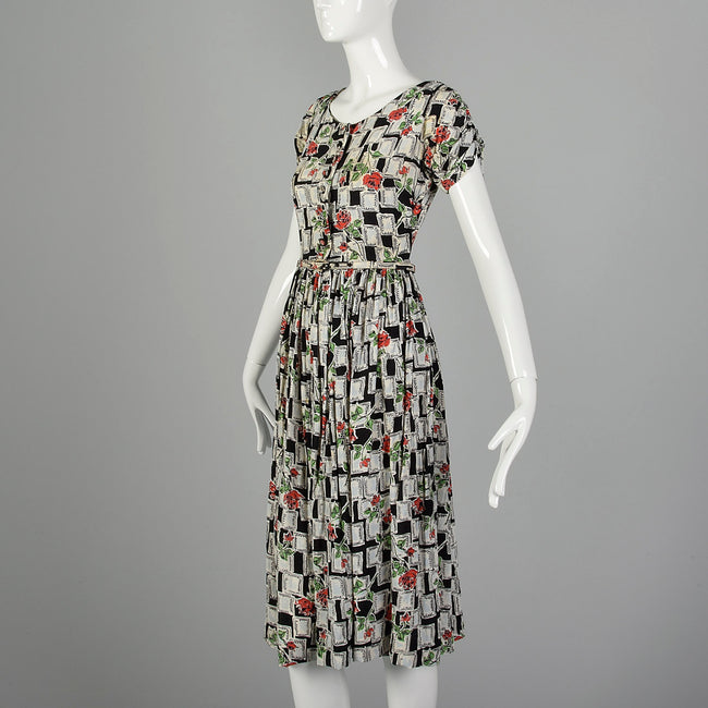 XS 1940s Novelty Print Rayon Dress
