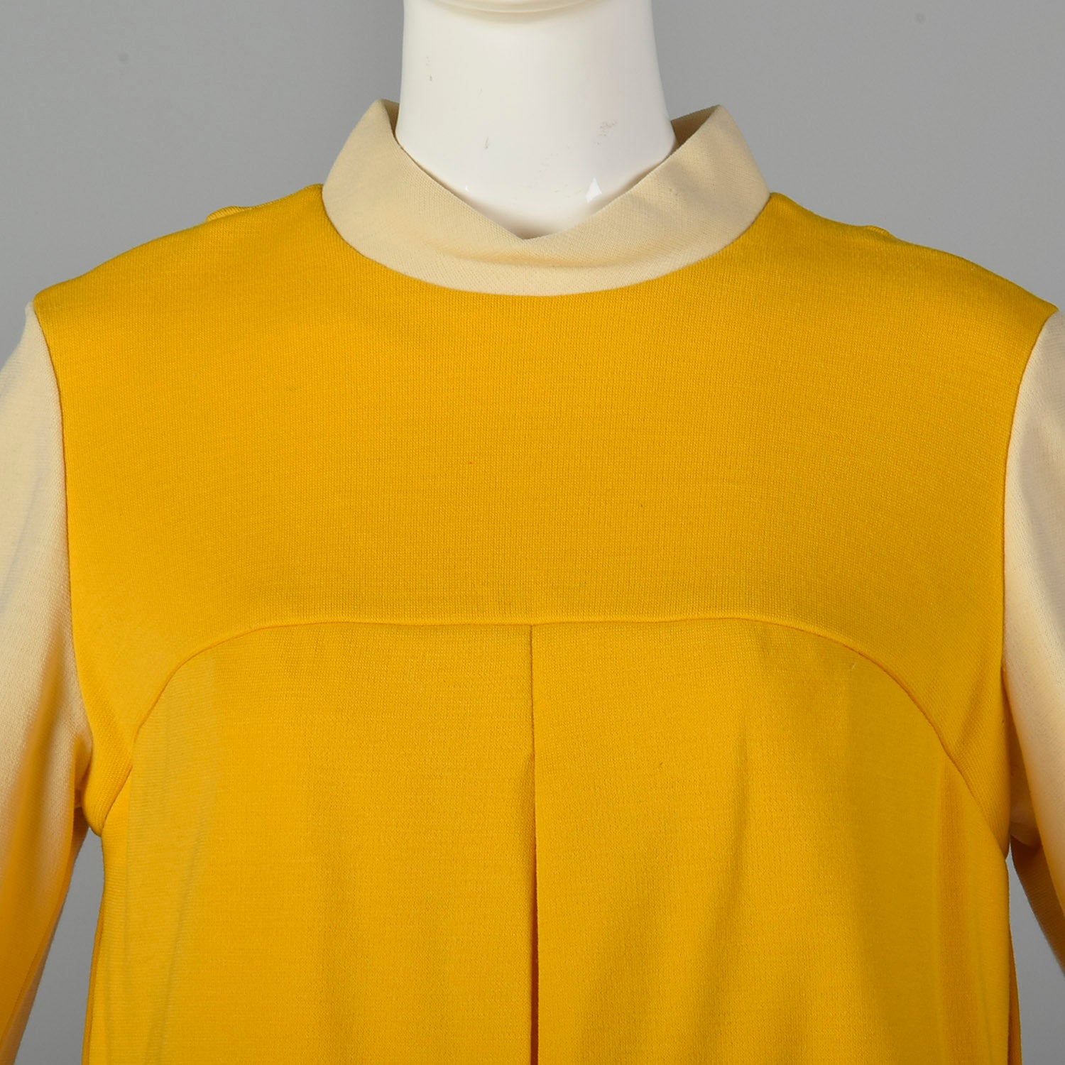 Medium 1960s Yellow Mod Dress