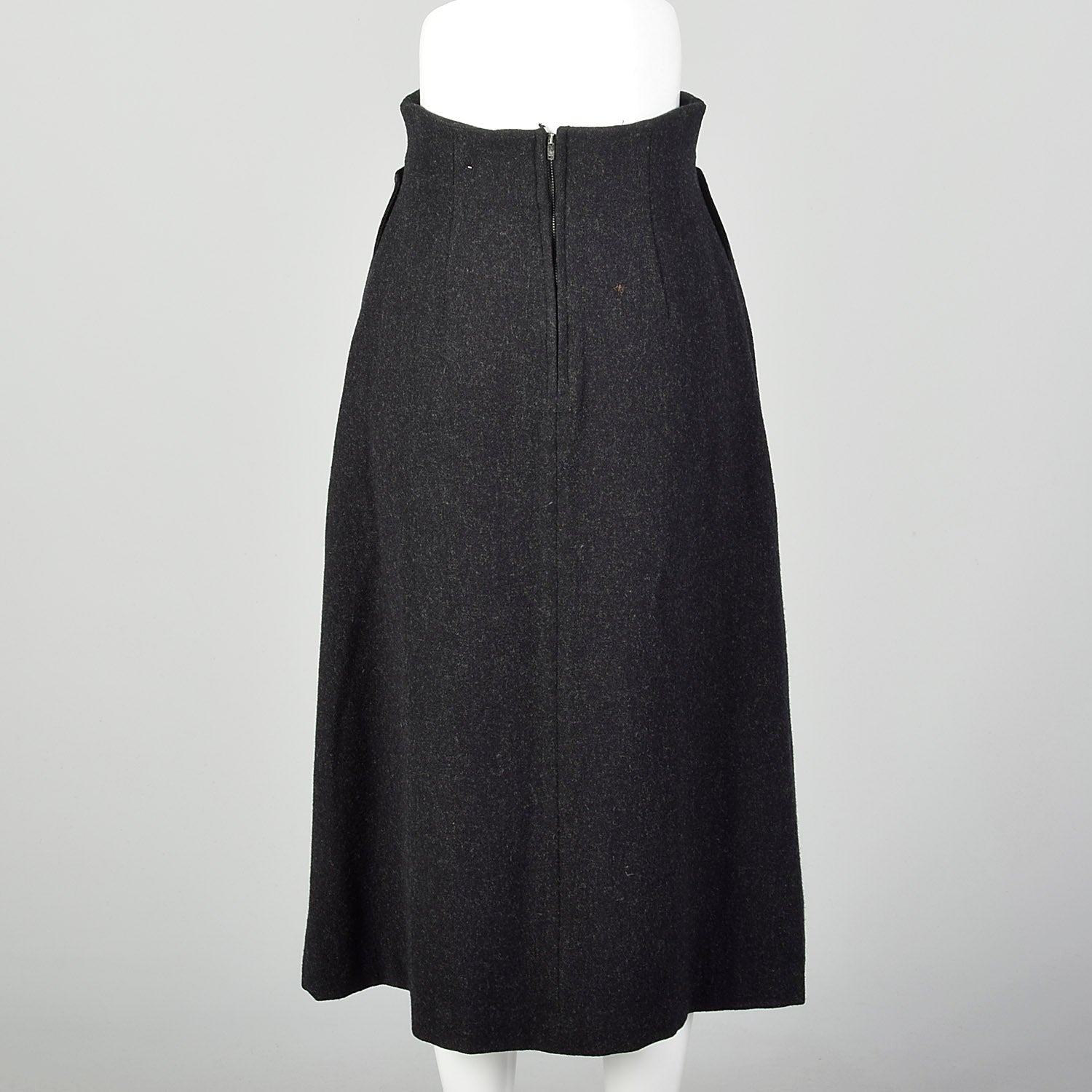 Small 1960s Mod Gray Wool Midi Skirt High Waist A Line Topstitch with Pockets