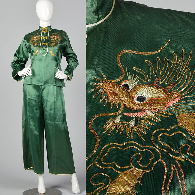 Large 1940s Green Embroidered Lounge Set