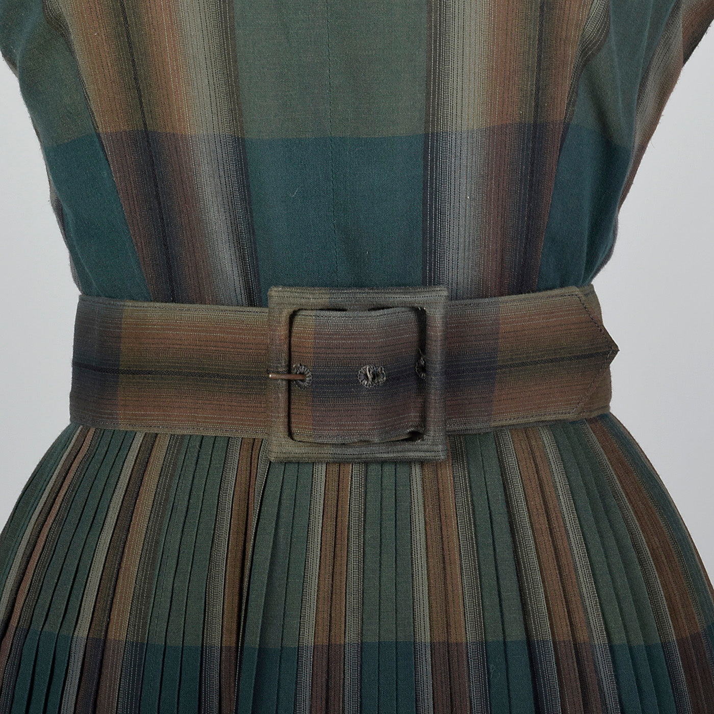 1950s Summer Dress in Green Plaid