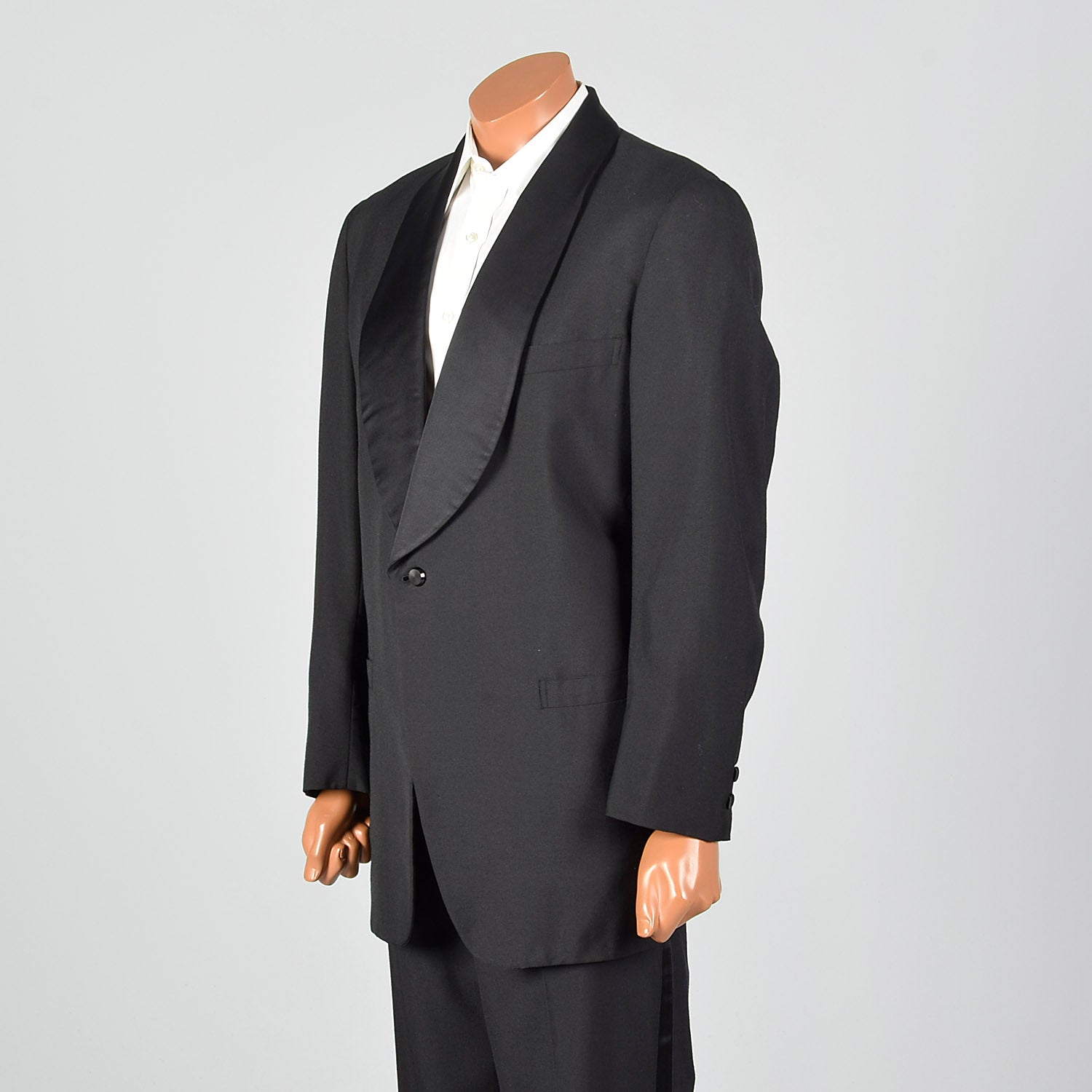 43L 1970s Tuxedo Three Piece Single Button Brooks Brothers
