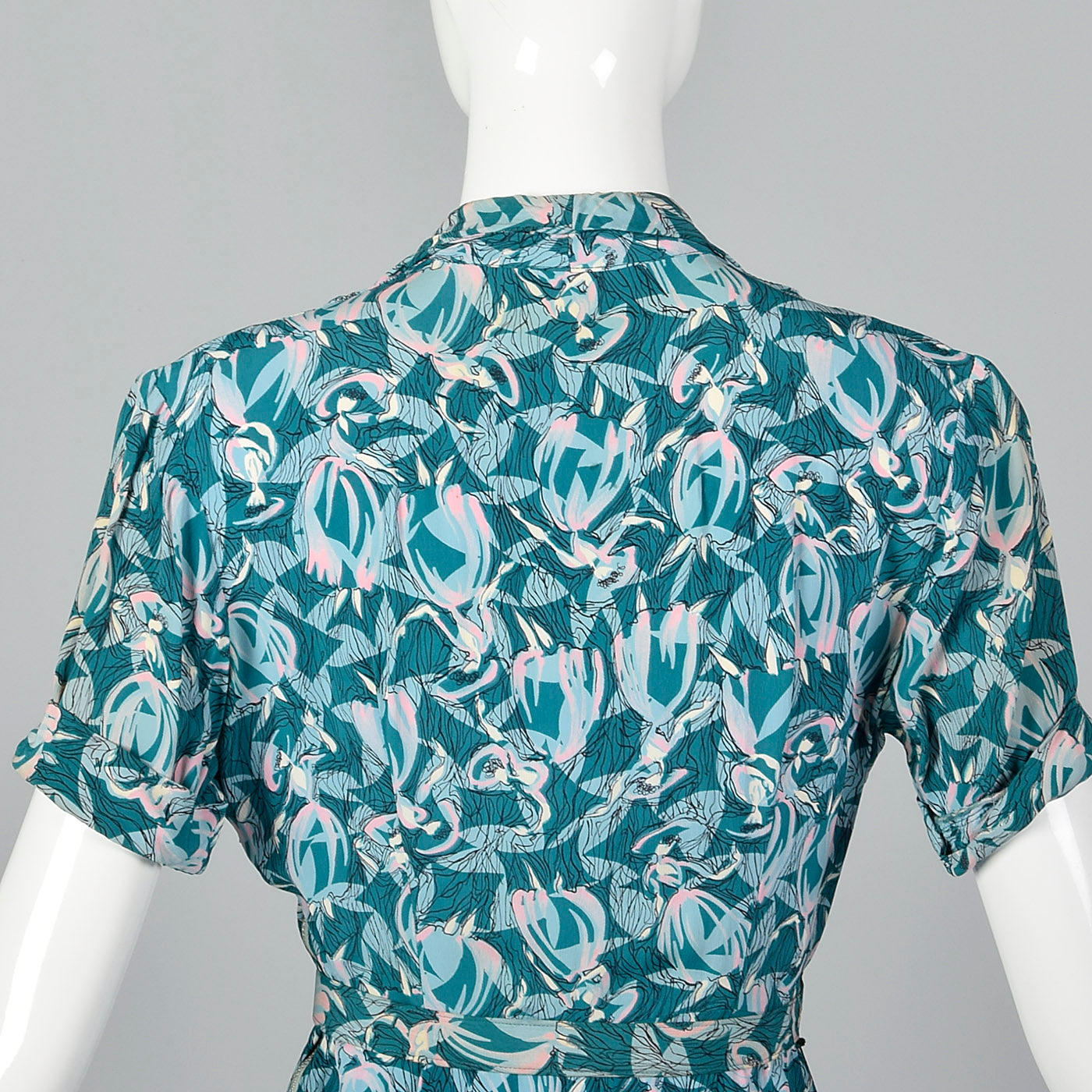 1940s Rayon Dress in Novelty Dancing Ladies Print